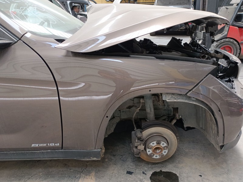 Recambio de aleta delantera derecha para bmw x1 (e84) sdrive 18 d referencia OEM IAM   