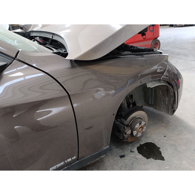 Recambio de aleta delantera derecha para bmw x1 (e84) sdrive 18 d referencia OEM IAM   