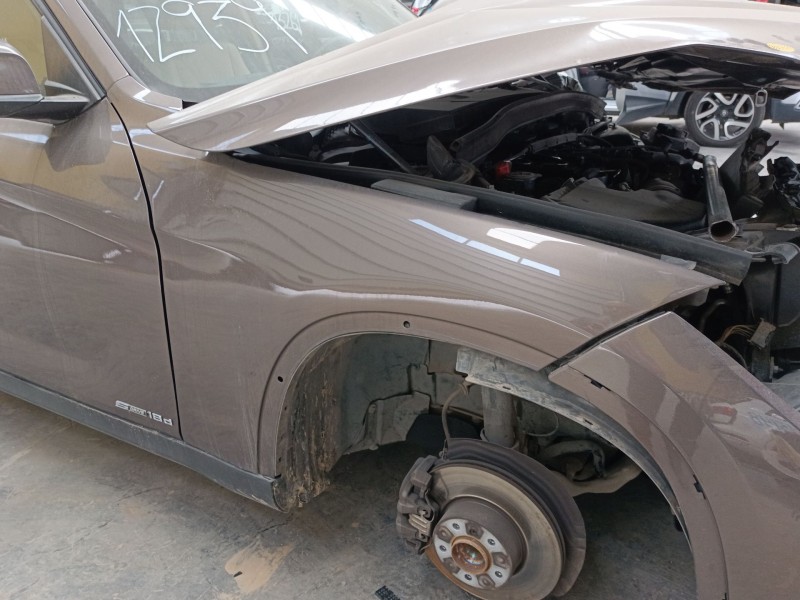 Recambio de aleta delantera derecha para bmw x1 (e84) sdrive 18 d referencia OEM IAM   