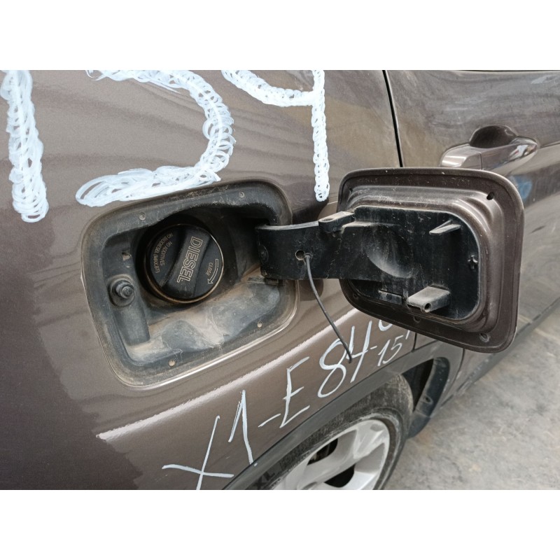 Recambio de tapa exterior combustible para bmw x1 (e84) sdrive 18 d referencia OEM IAM   