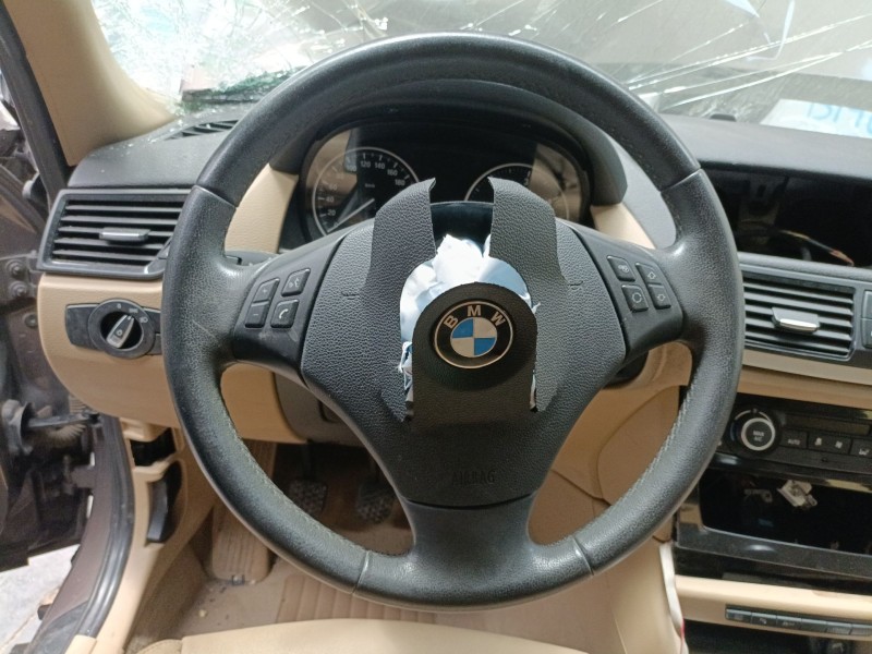 Recambio de volante para bmw x1 (e84) sdrive 18 d referencia OEM IAM   