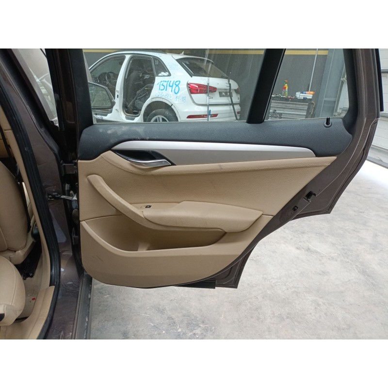 Recambio de guarnecido puerta trasera derecha para bmw x1 (e84) sdrive 18 d referencia OEM IAM   