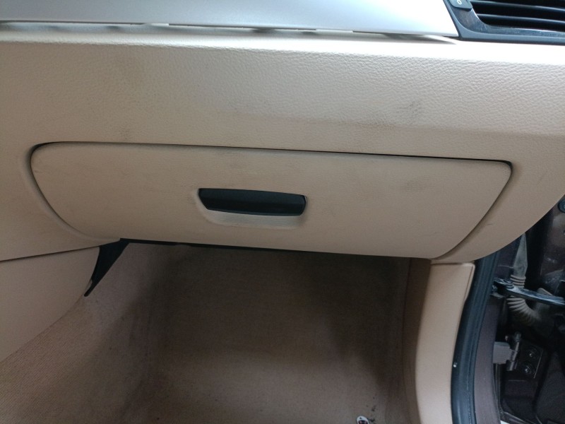 Recambio de guantera para bmw x1 (e84) sdrive 18 d referencia OEM IAM   