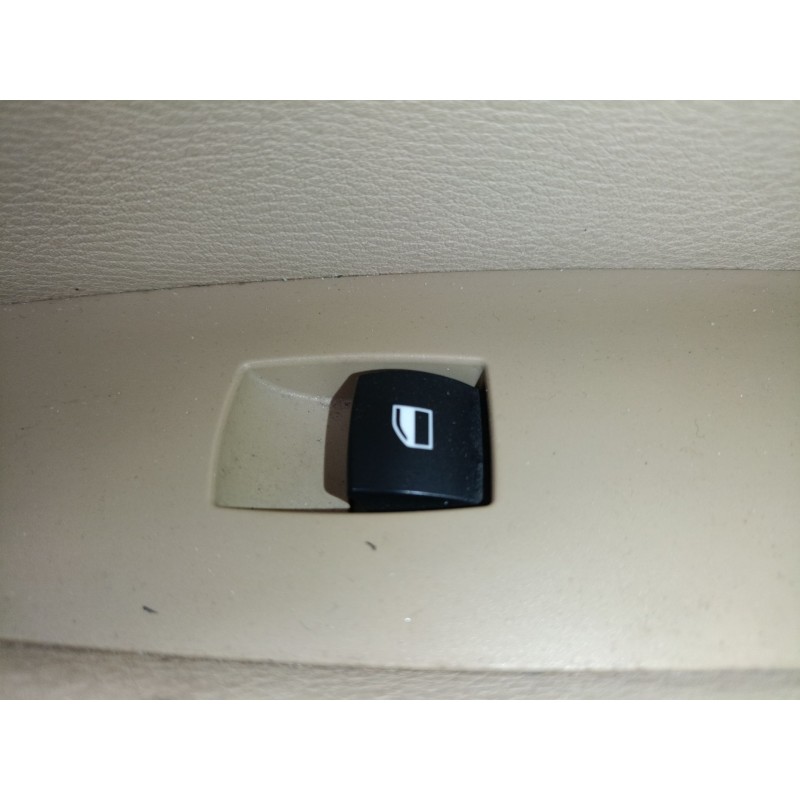 Recambio de mando elevalunas delantero derecho para bmw x1 (e84) sdrive 18 d referencia OEM IAM   