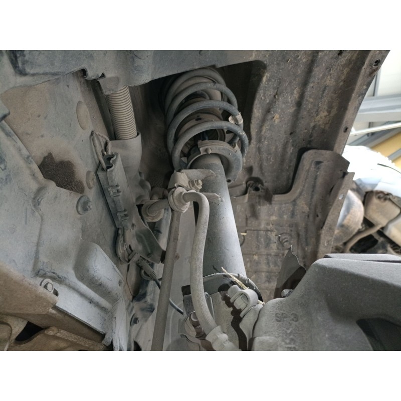 Recambio de amortiguador delantero derecho para bmw x1 (e84) sdrive 18 d referencia OEM IAM   