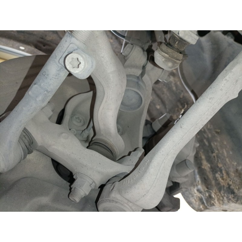 Recambio de mangueta delantera derecha para bmw x1 (e84) sdrive 18 d referencia OEM IAM   