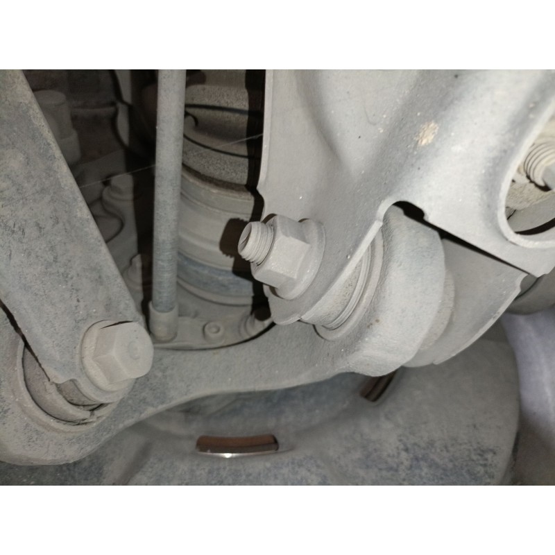 Recambio de mangueta trasera derecha para bmw x1 (e84) sdrive 18 d referencia OEM IAM   