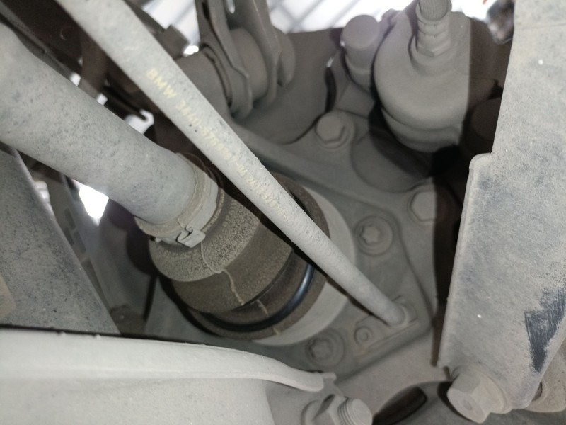 Recambio de mangueta trasera izquierda para bmw x1 (e84) sdrive 18 d referencia OEM IAM   