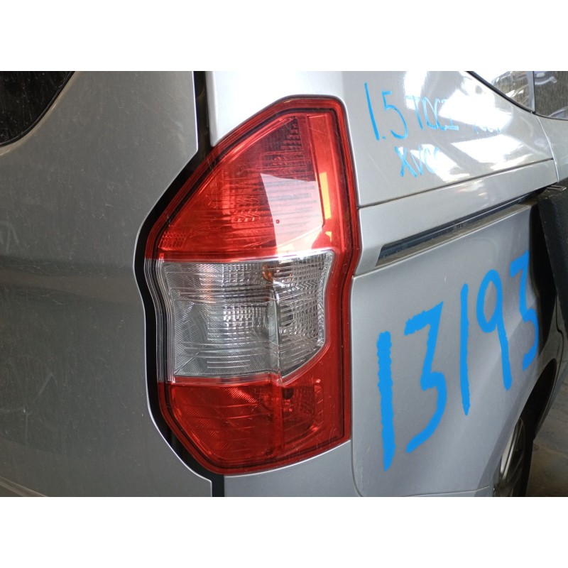 Recambio de piloto trasero derecho para ford tourneo courier b460 monospace 1.5 tdci referencia OEM IAM   