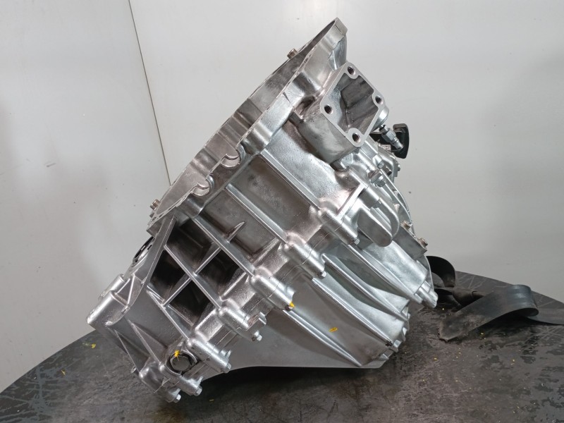 Recambio de caja cambios para ssangyong korando crystal referencia OEM IAM   