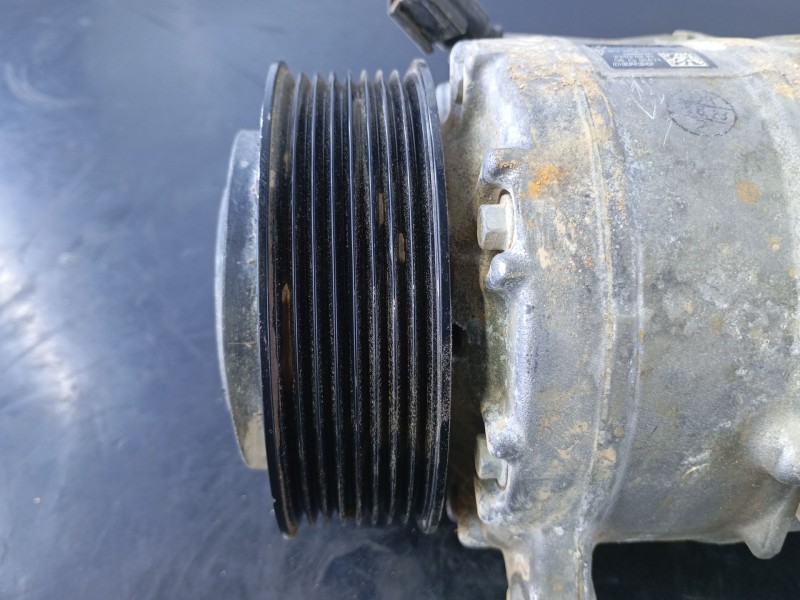 Recambio de compresor aire acondicionado para ineos grenadier todo terreno, cerrada 3.0 ttd 4x4 (gec) referencia OEM IAM 7948806