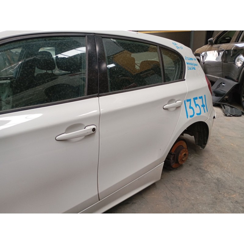 Recambio de puerta trasera izquierda para bmw 1 (e87) 118 d referencia OEM IAM   