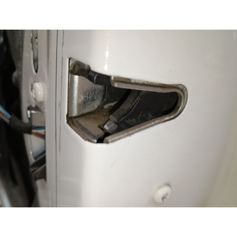 Recambio de cerradura puerta delantera derecha para bmw 1 (e87) 118 d referencia OEM IAM   