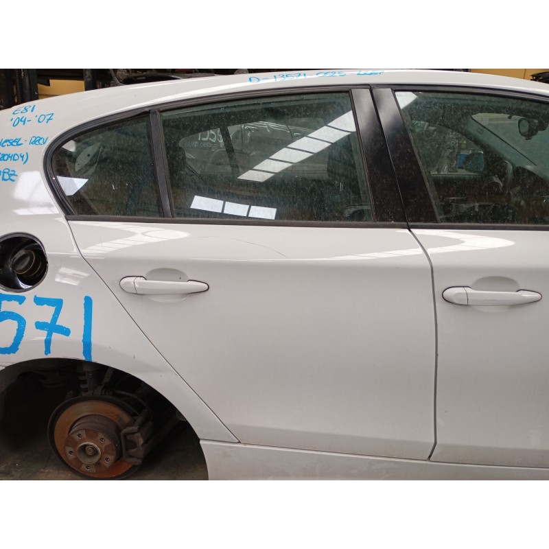 Recambio de puerta trasera derecha para bmw 1 (e87) 118 d referencia OEM IAM   