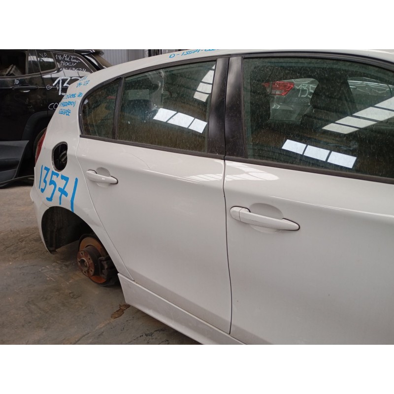Recambio de puerta trasera derecha para bmw 1 (e87) 118 d referencia OEM IAM   