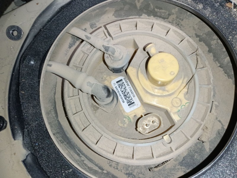 Recambio de aforador para bmw x6 (e71, e72) xdrive 40 d referencia OEM IAM 7164316  