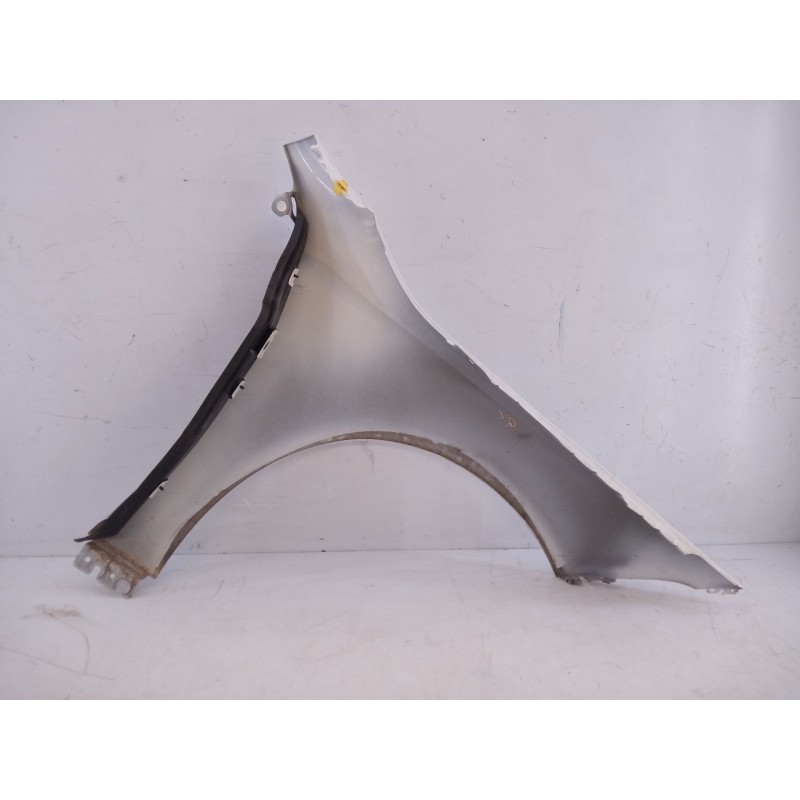 Recambio de aleta delantera izquierda para mercedes-benz clase a sedán (v177) a 250 e (177.186) referencia OEM IAM   