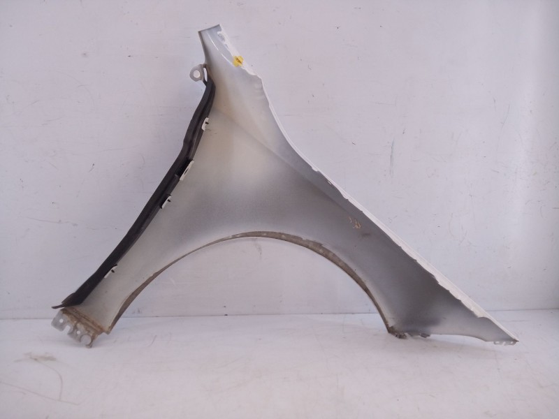 Recambio de aleta delantera izquierda para mercedes-benz clase a sedán (v177) a 250 e (177.186) referencia OEM IAM   