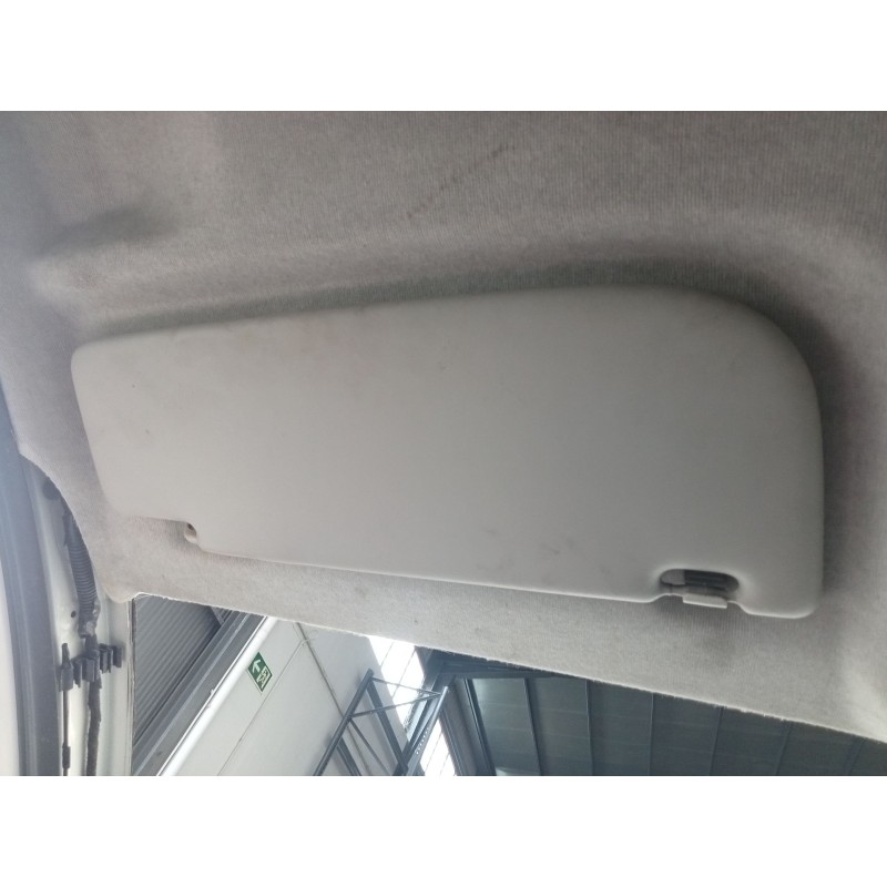 Recambio de parasol izquierdo para peugeot bipper básico referencia OEM IAM   