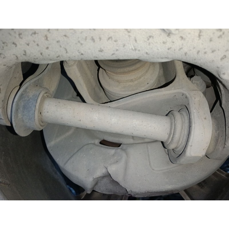 Recambio de mangueta trasera derecha para bmw x6 (e71, e72) xdrive 40 d referencia OEM IAM   