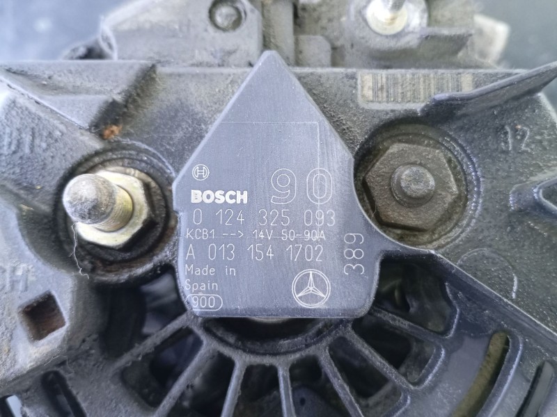 Recambio de alternador para mercedes-benz sprinter 02.00  caja cerrada referencia OEM IAM   
