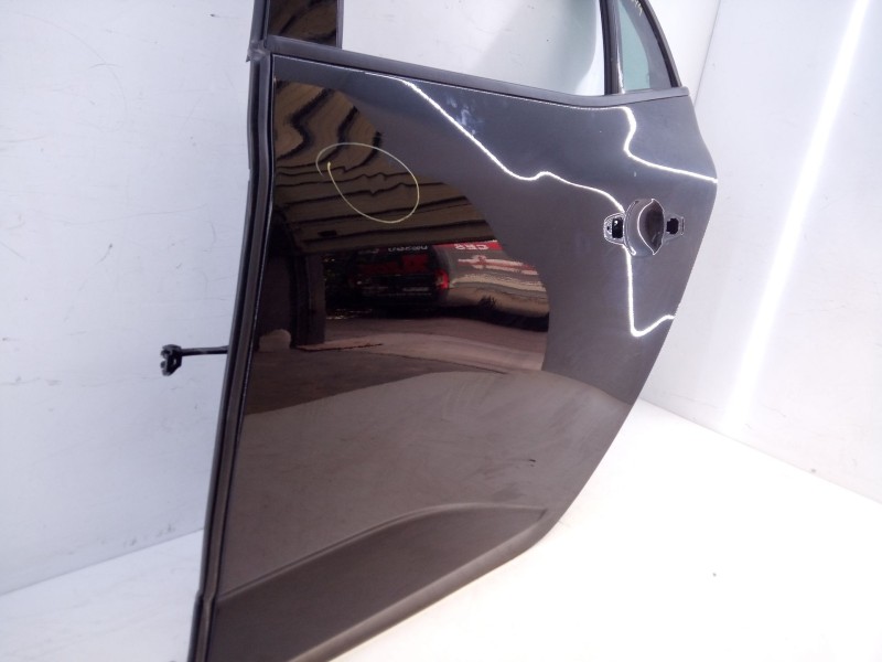Recambio de puerta trasera izquierda para renault megane iv sedán 1.3 tce 140 (lvnb) referencia OEM IAM   