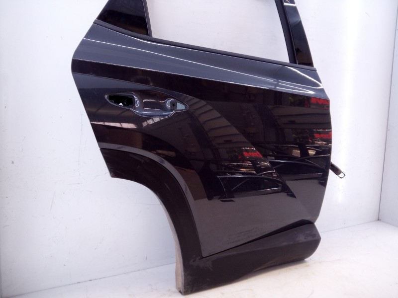 Recambio de puerta trasera derecha para hyundai tucson (nx4e, nx4a) 1.6 crdi referencia OEM IAM   