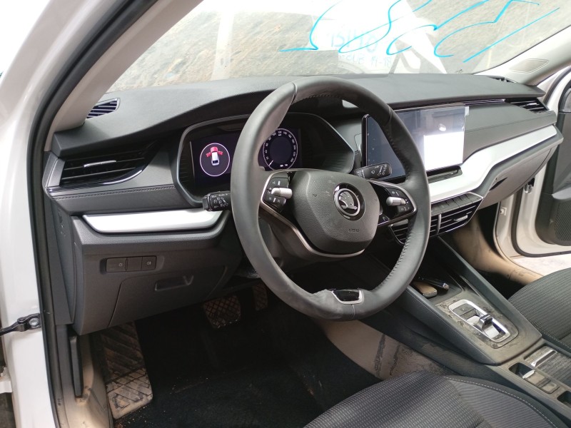 Recambio de salpicadero para skoda octavia iv combi (nx5, pv5) 2.0 tdi referencia OEM IAM   