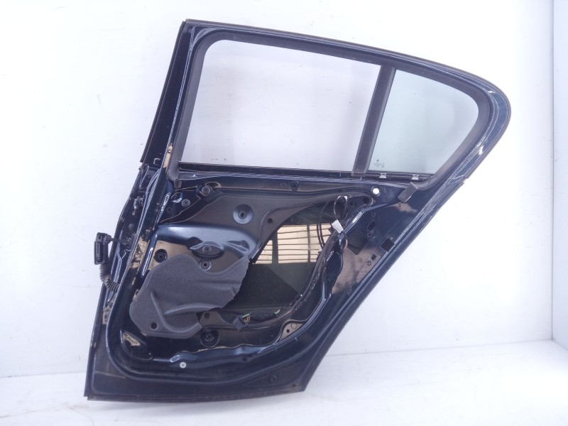 Recambio de puerta trasera derecha para bmw serie 1 lim. (f20/f21) 118d referencia OEM IAM   