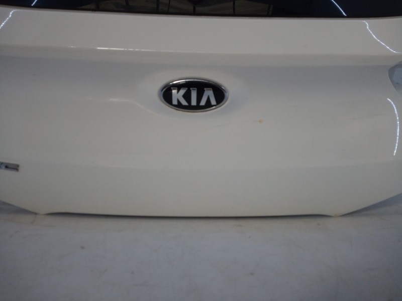 Recambio de porton trasero para kia stonic (yb) 1.0 t-gdi referencia OEM IAM   