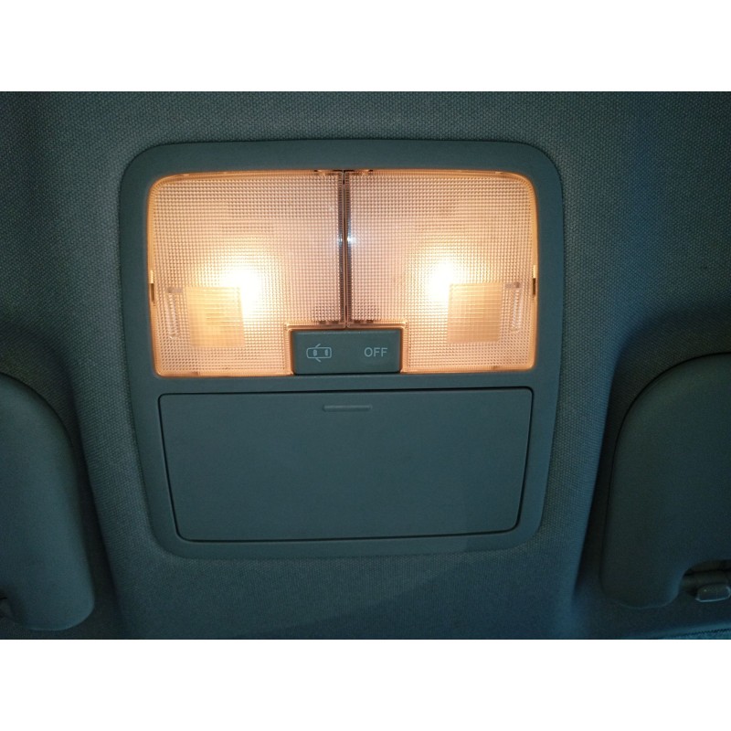 Recambio de luz interior para toyota auris (_e18_) 1.4 d-4d (nde180_) referencia OEM IAM   
