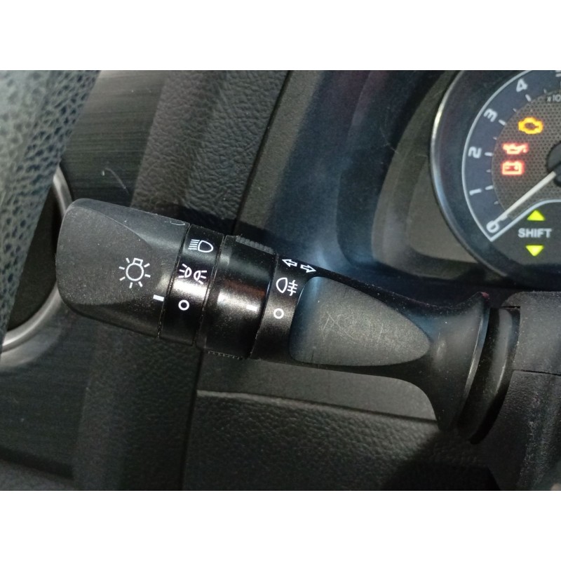 Recambio de mando intermitentes para toyota auris (_e18_) 1.4 d-4d (nde180_) referencia OEM IAM   