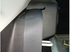 CINTURON SEGURIDAD TRASERO DERECHO 