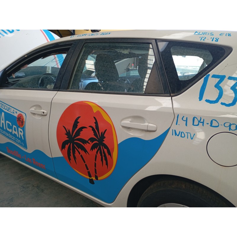 Recambio de puerta trasera izquierda para toyota auris (_e18_) 1.4 d-4d (nde180_) referencia OEM IAM   