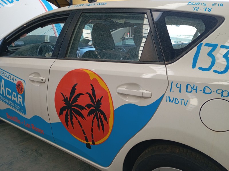 Recambio de puerta trasera izquierda para toyota auris (_e18_) 1.4 d-4d (nde180_) referencia OEM IAM   