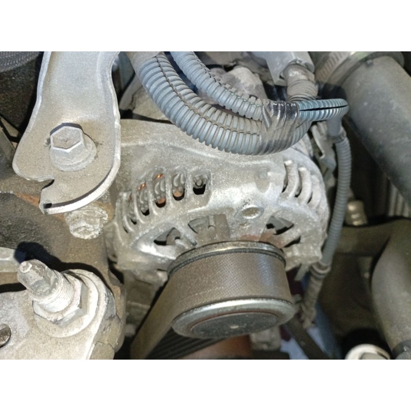 Recambio de alternador para toyota auris (_e18_) 1.4 d-4d (nde180_) referencia OEM IAM   