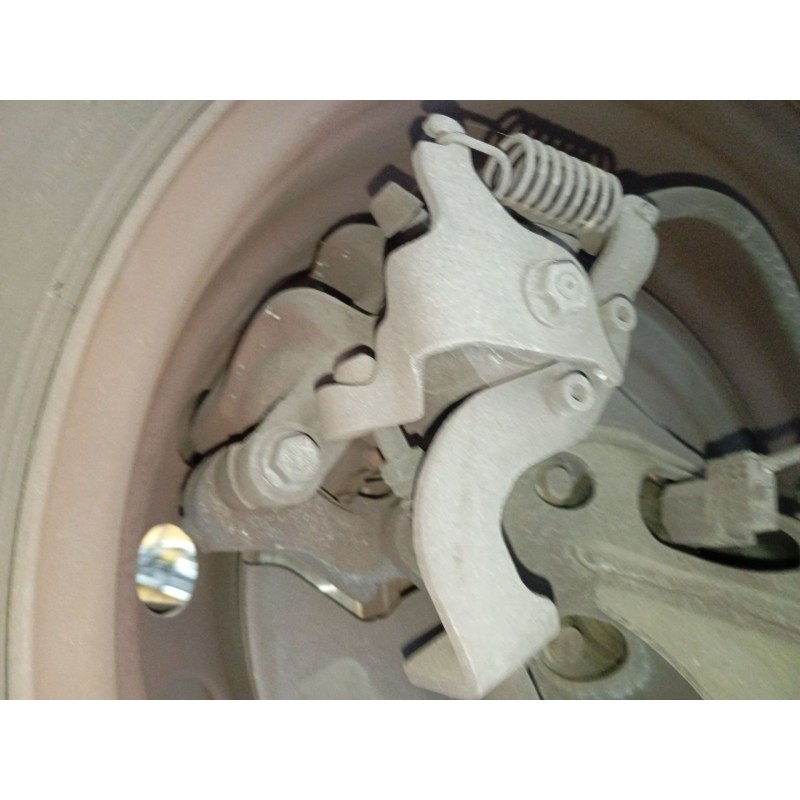 Recambio de pinza freno trasera izquierda para toyota auris (_e18_) 1.4 d-4d (nde180_) referencia OEM IAM   