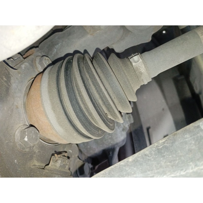 Recambio de transmision delantera izquierda para toyota auris (_e18_) 1.4 d-4d (nde180_) referencia OEM IAM   