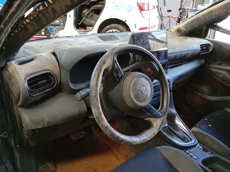 toyota yaris (_p21_, _pa1_, _ph1_) del año 2024