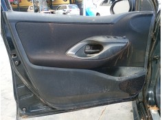 GUARNECIDO PUERTA DELANTERA IZQUIERDA 