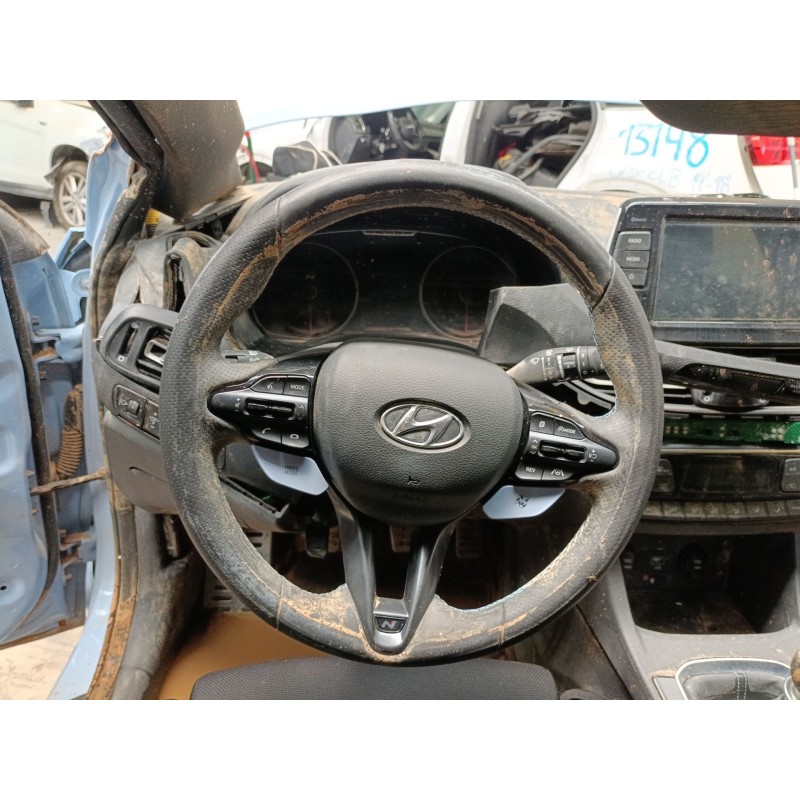 Recambio de volante para hyundai i30 (pde, pd, pden) 2.0 n referencia OEM IAM   