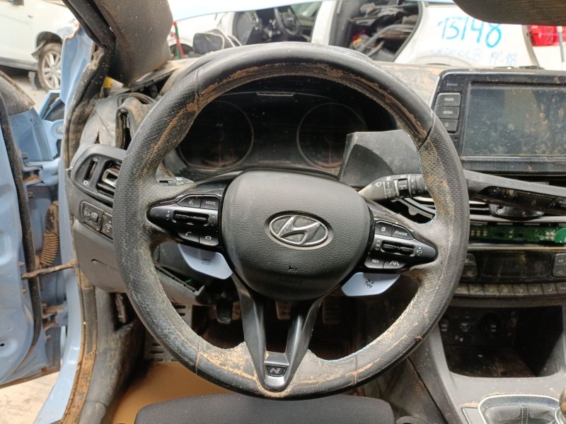 Recambio de volante para hyundai i30 (pde, pd, pden) 2.0 n referencia OEM IAM   