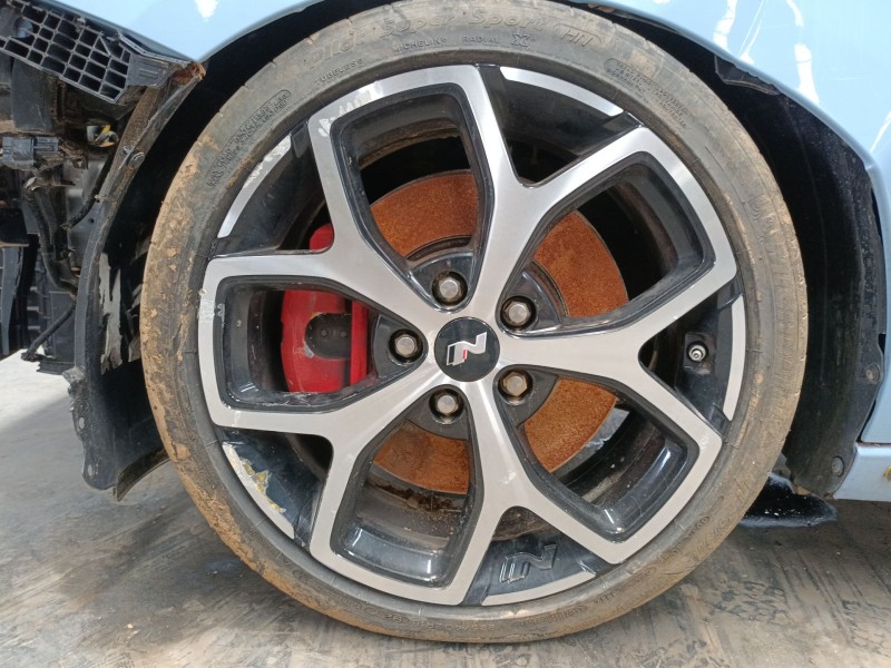 Recambio de llanta para hyundai i30 (pde, pd, pden) 2.0 n referencia OEM IAM 225/40/18  
