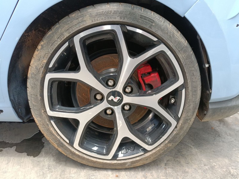 Recambio de llanta para hyundai i30 (pde, pd, pden) 2.0 n referencia OEM IAM 225/40/18  