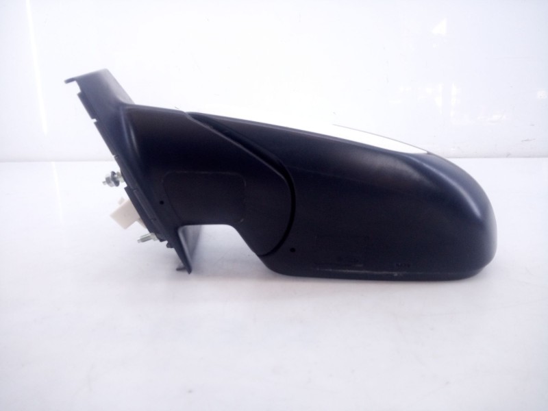 Recambio de retrovisor izquierdo electrico para kia stonic (yb) 1.0 t-gdi referencia OEM IAM E13049725  