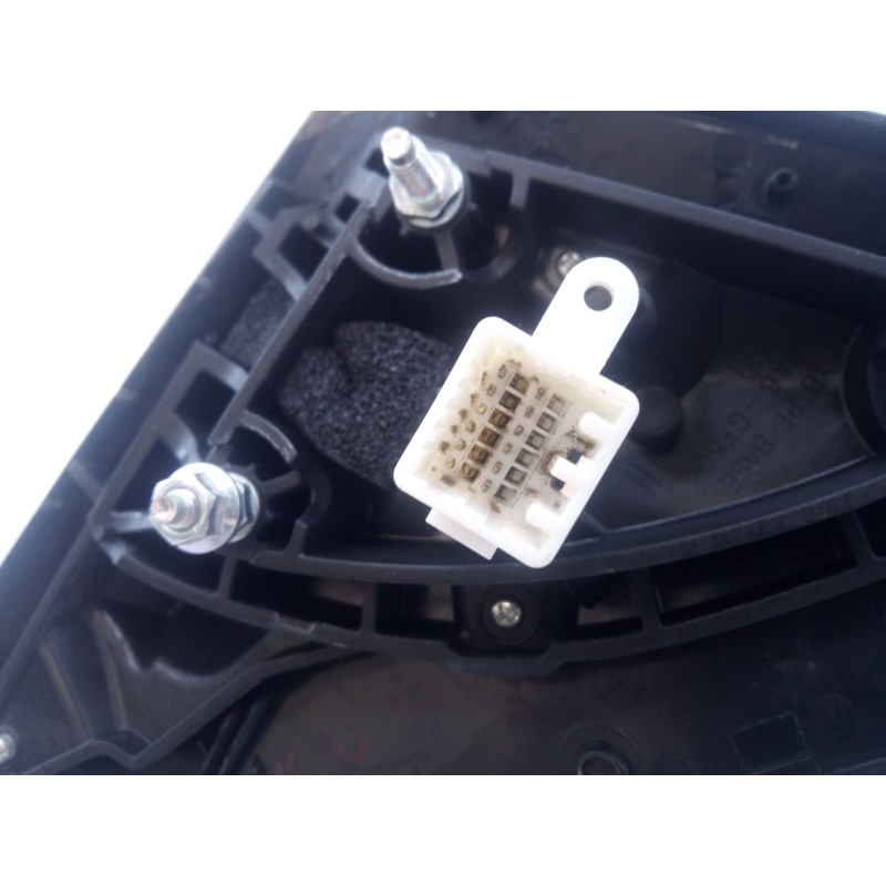 Recambio de retrovisor izquierdo electrico para kia stonic (yb) 1.0 t-gdi referencia OEM IAM E13049725  