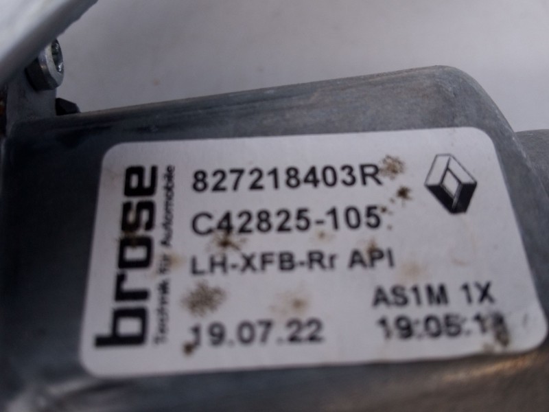 Recambio de elevalunas trasero izquierdo para renault megane iv sedán 1.3 tce 140 (lvnb) referencia OEM IAM 827218403R  