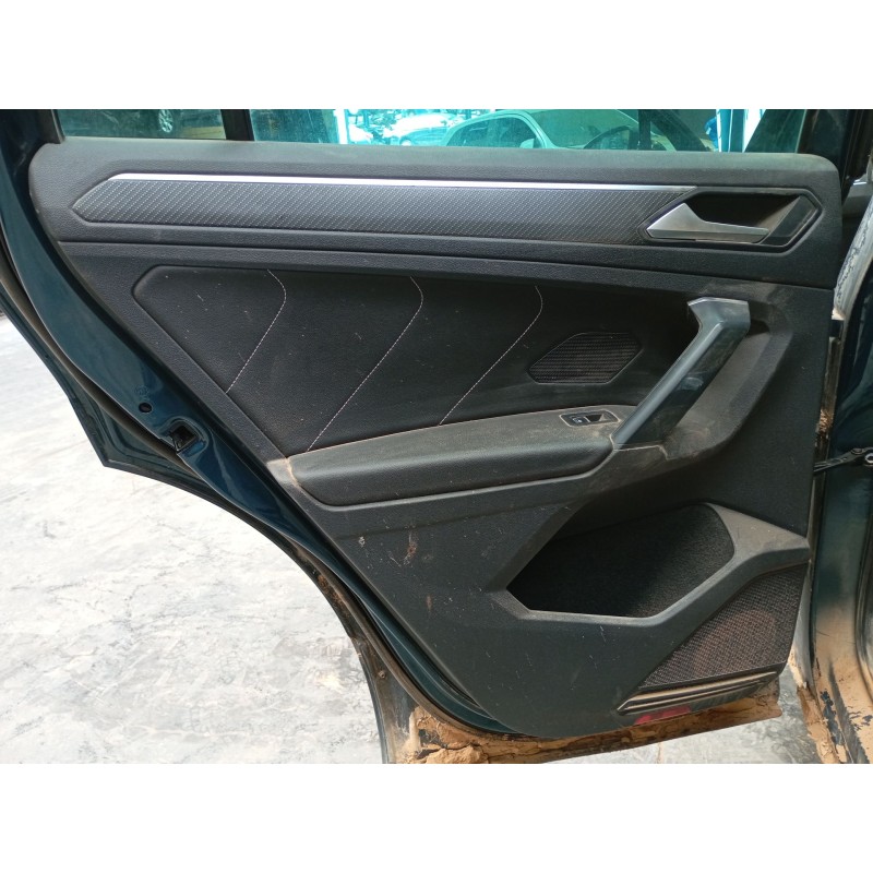 Recambio de guarnecido puerta trasera izquierda para volkswagen tiguan (ad1, ax1) 2.0 tdi 4motion referencia OEM IAM   