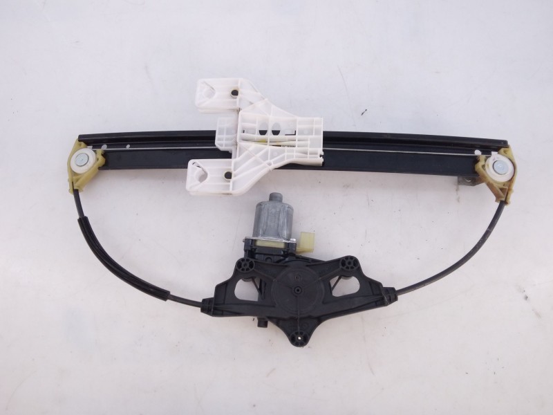 Recambio de elevalunas trasero izquierdo para audi a4 b9 (8w2, 8wc) 30 tdi mild hybrid referencia OEM IAM 0130822669  