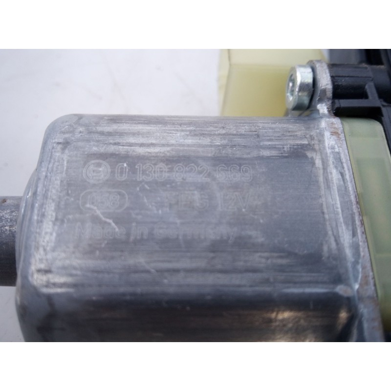 Recambio de elevalunas trasero izquierdo para audi a4 b9 (8w2, 8wc) 30 tdi mild hybrid referencia OEM IAM 0130822669  